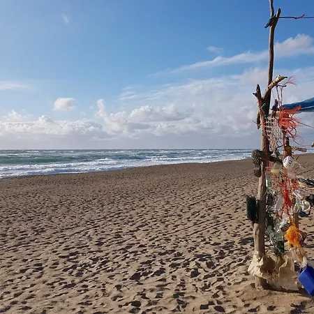 Coastal Vacation In Harboore *