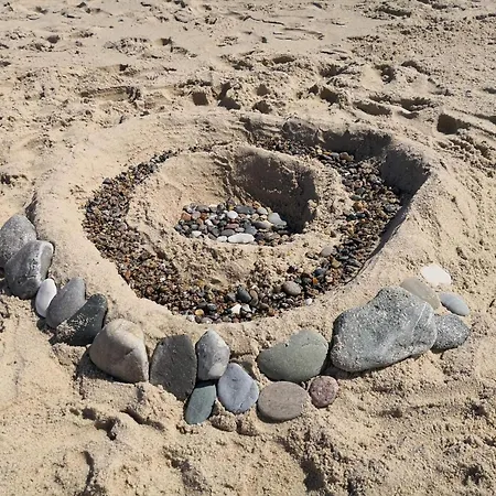 Coastal Vacation In Harboore *